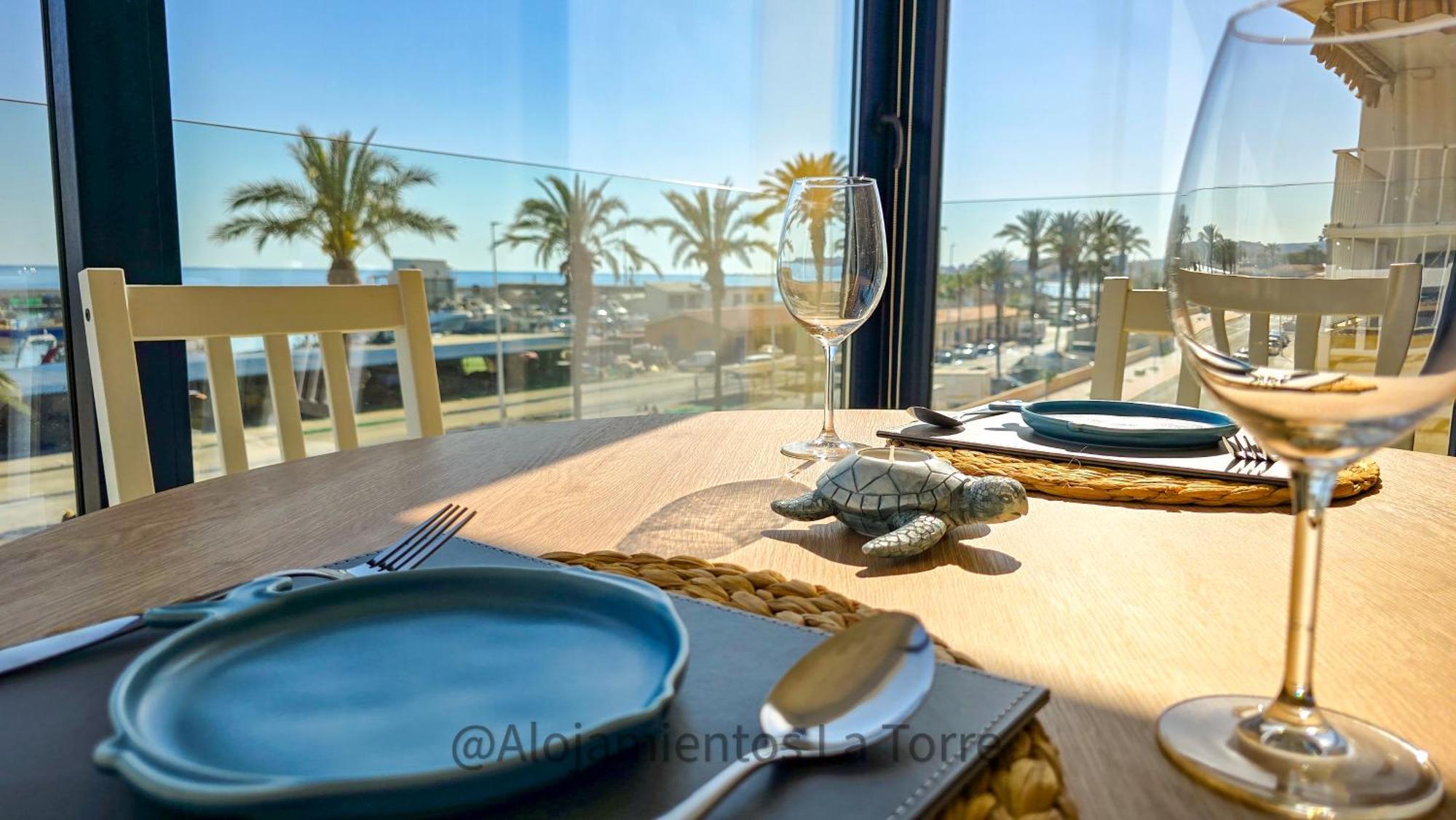 Puerto Caleta Dream - Alojamientos La Torre กาเลตา เด เวเลซ ภายนอก รูปภาพ
