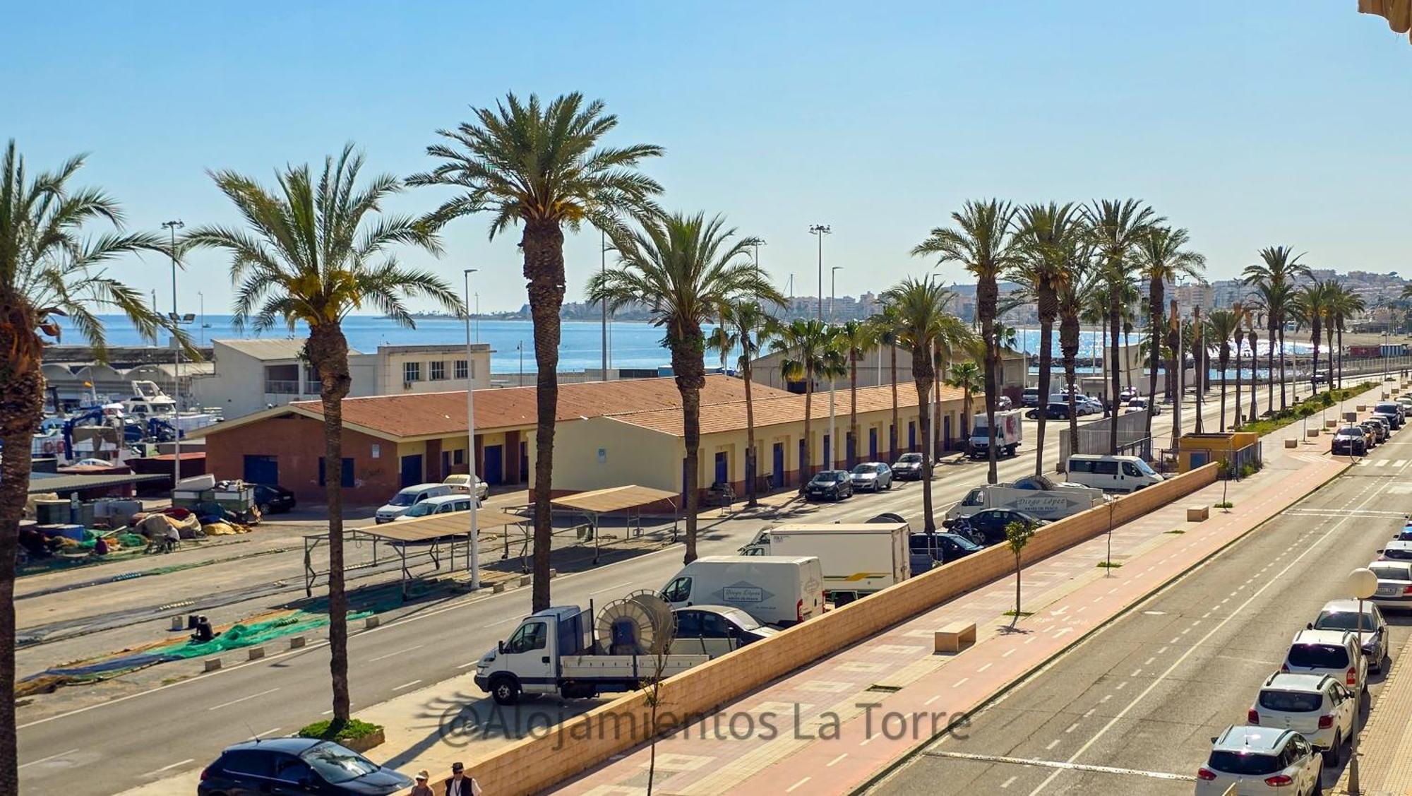 Puerto Caleta Dream - Alojamientos La Torre กาเลตา เด เวเลซ ภายนอก รูปภาพ